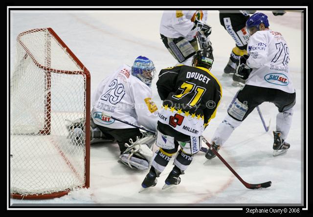 Rouen 7 - 0 Mont-Blanc