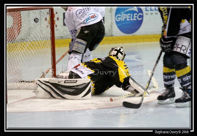 Rouen 7 - 0 Mont-Blanc