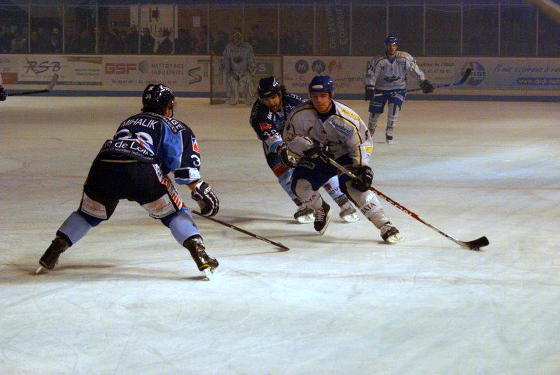 Angers  10 - 1 Villard-de-Lans