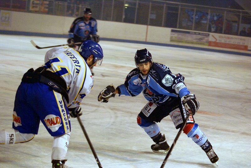 Angers  10 - 1 Villard-de-Lans