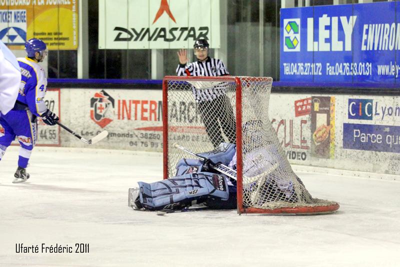 Villard-de-Lans 5 - 7 Angers 