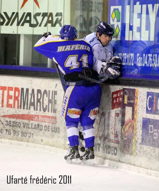 Photo hockey match Villard-de-Lans - Angers  le 11/03/2011