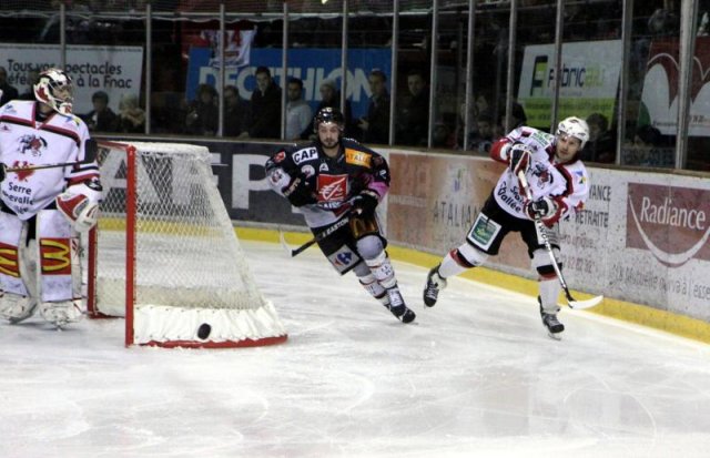 Photo hockey match Amiens  - Briançon  le 11/03/2011
