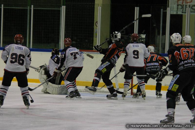 La Roche-sur-Yon 3 - 4 Evry 