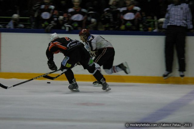 Photo hockey match La Roche-sur-Yon - Evry  le 12/03/2011
