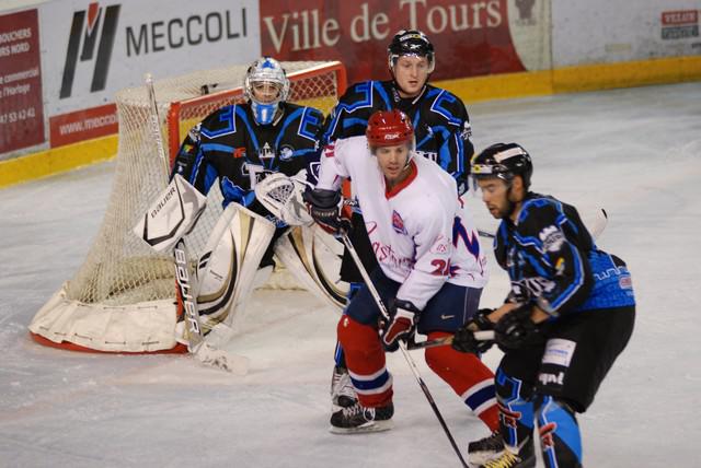Tours  10 - 0 Asnières II