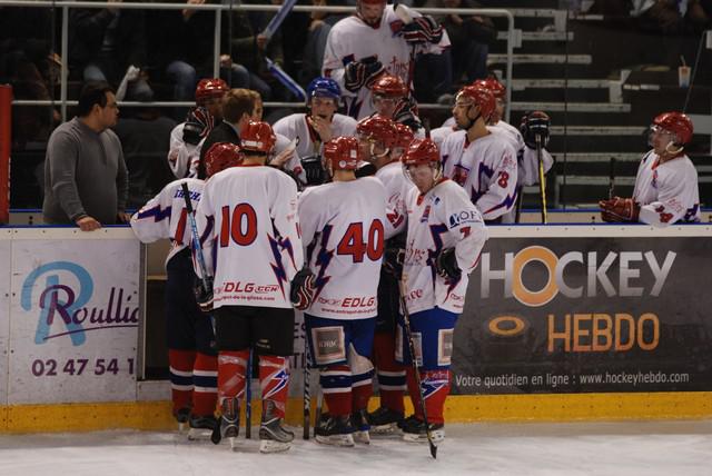 Tours  10 - 0 Asnières II