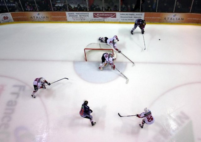 Photo hockey match Amiens  - Briançon  le 12/03/2011