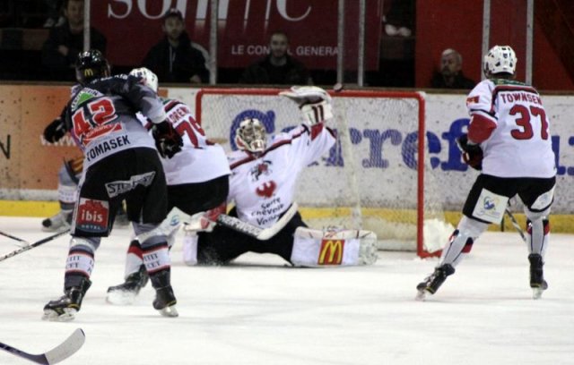 Photo hockey match Amiens  - Briançon  le 12/03/2011