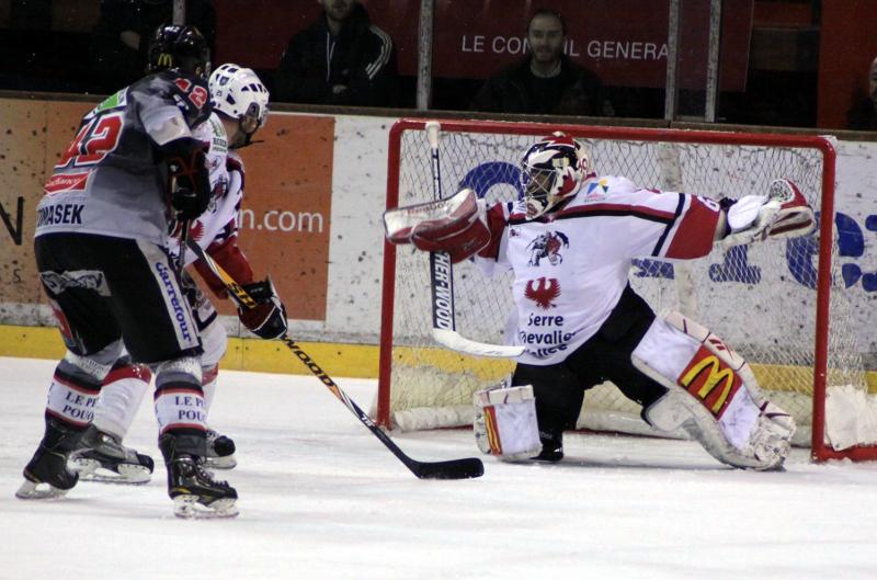 Amiens  3 - 2 Briançon 