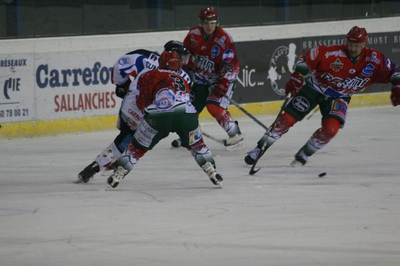 Mont-Blanc 1 - 2 Caen 