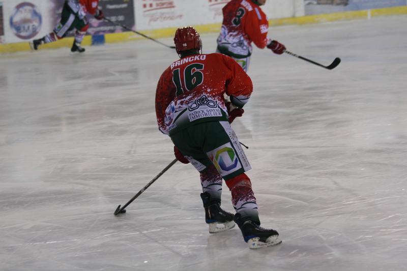Mont-Blanc 1 - 2 Caen 