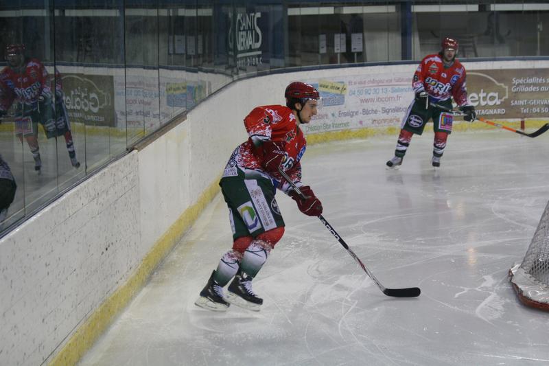 Mont-Blanc 1 - 2 Caen 
