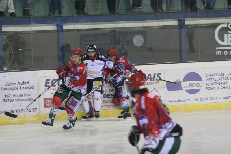 Mont-Blanc 1 - 2 Caen 