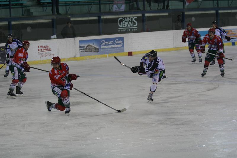 Mont-Blanc 1 - 2 Caen 