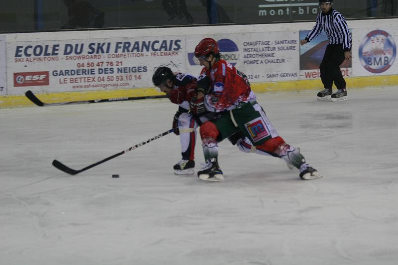 Mont-Blanc 1 - 2 Caen 