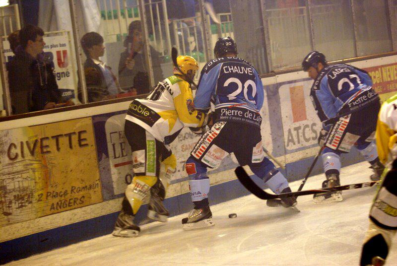 Angers  1 - 2 Strasbourg 