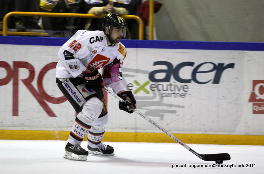 Rouen 3 - 1 Amiens 