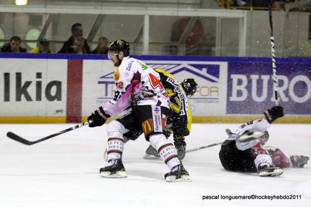 Photo hockey match Rouen - Amiens  le 18/03/2011