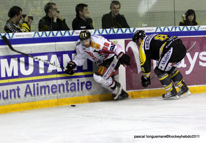 Rouen 3 - 1 Amiens 