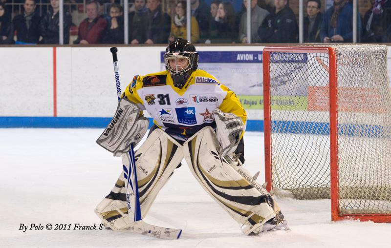 Angers  6 - 1 Strasbourg 
