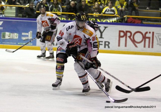 Photo hockey match Rouen - Amiens  le 19/03/2011
