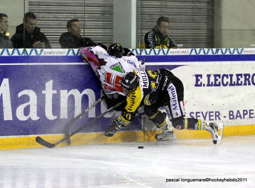 Rouen 2 - 1 Amiens 