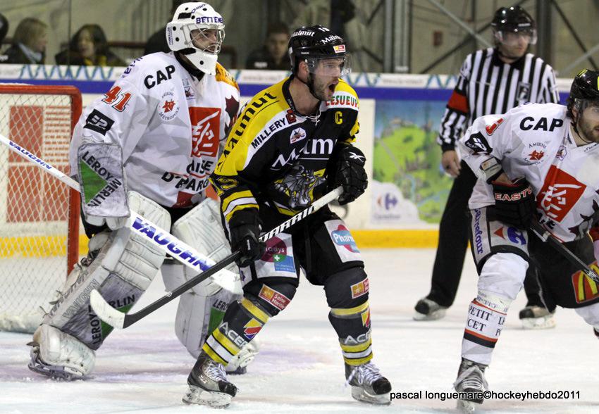 Rouen 2 - 1 Amiens 