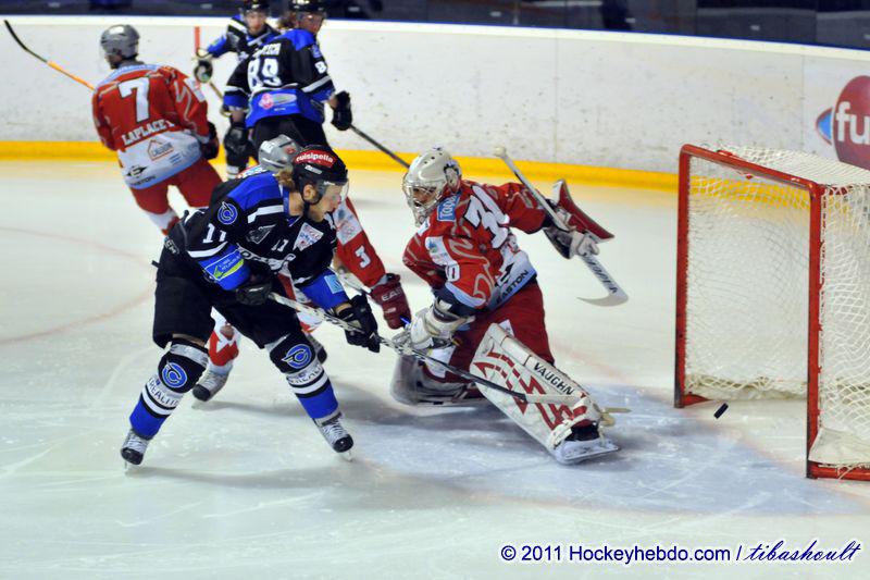 Nantes 5 - 5 Annecy