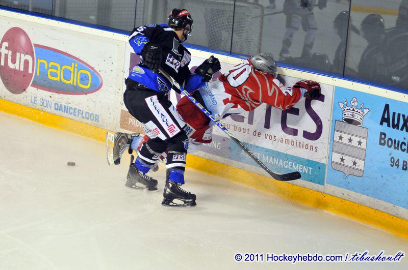 Nantes 5 - 5 Annecy