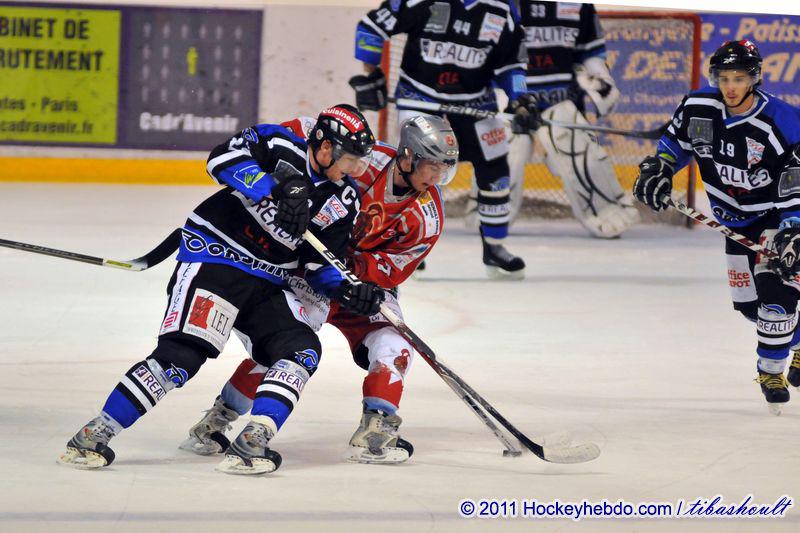 Nantes 5 - 5 Annecy