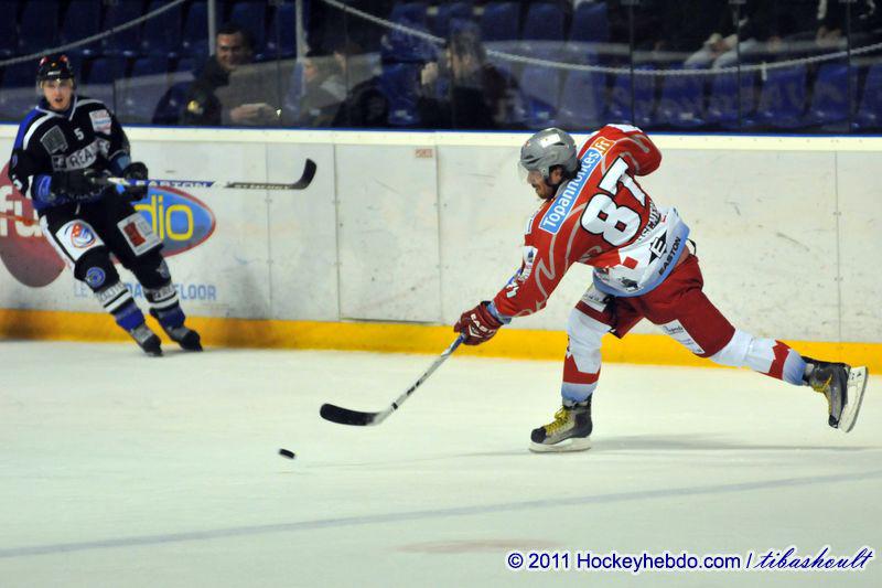 Nantes 5 - 5 Annecy