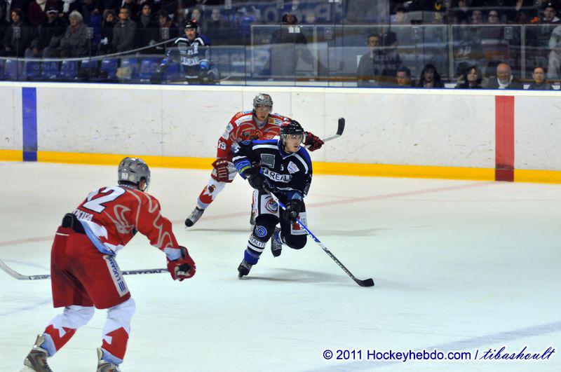 Nantes 5 - 5 Annecy