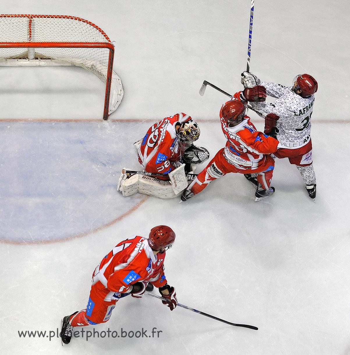 Valence 1 - 3 Anglet