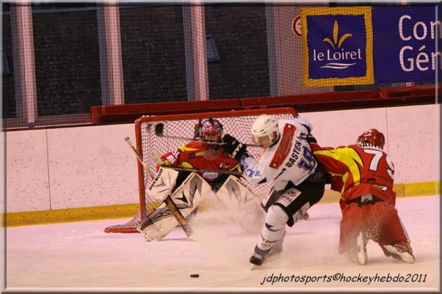Photo hockey match Orléans - Courchevel-Méribel-Pralognan le 19/03/2011