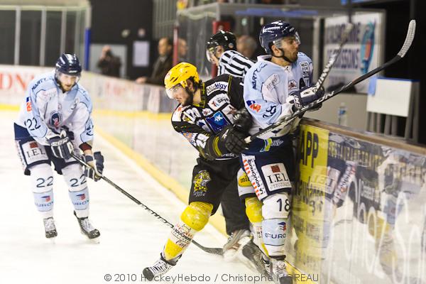 Strasbourg  2 - 1 Angers 