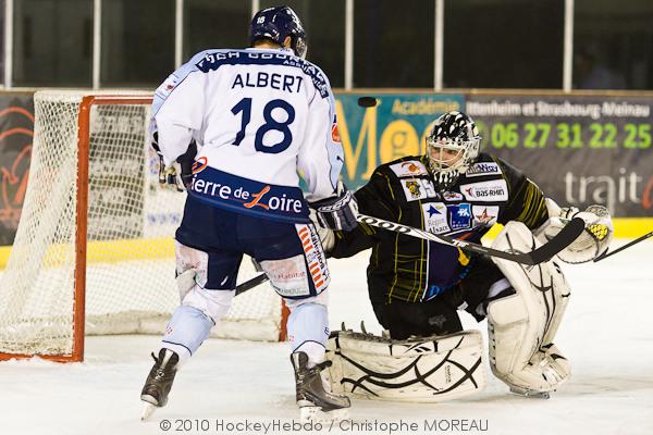 Strasbourg  2 - 1 Angers 