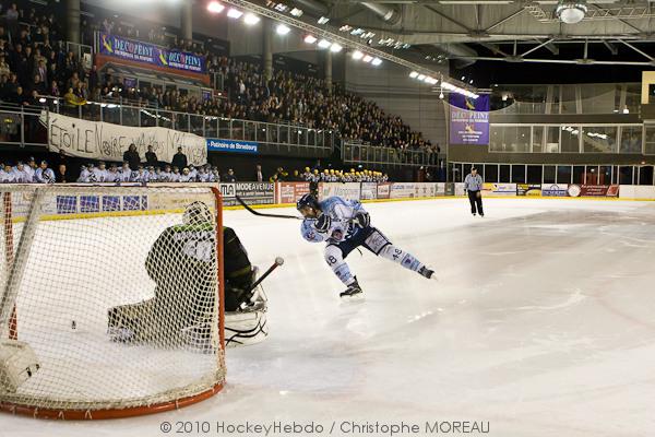 Strasbourg  2 - 1 Angers 