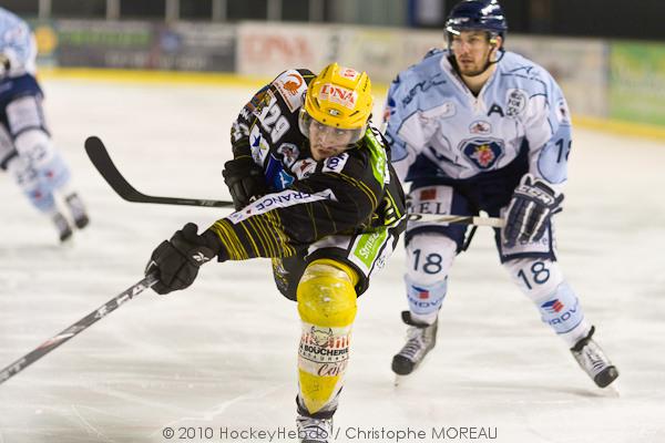 Strasbourg  3 - 1 Angers 