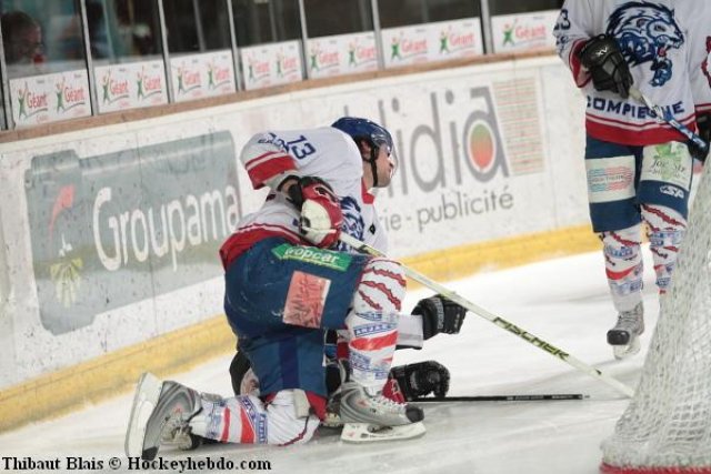 Photo hockey match Briançon II - Compiègne le 02/04/2011