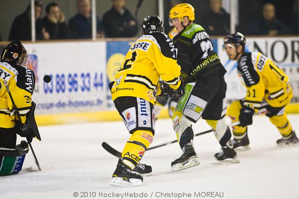 Strasbourg  2 - 4 Rouen