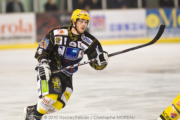 Strasbourg  2 - 4 Rouen