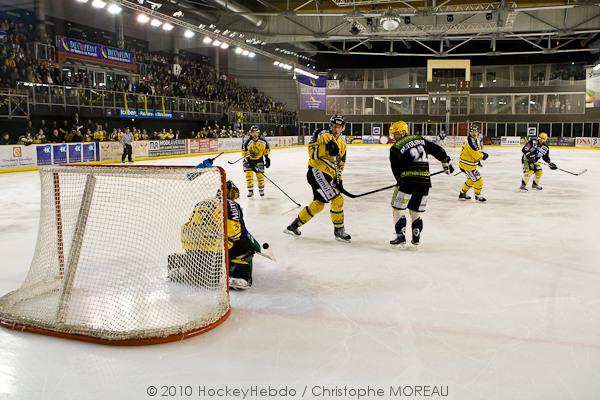 Strasbourg  2 - 4 Rouen