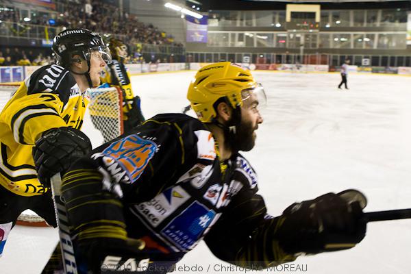 Strasbourg  2 - 4 Rouen