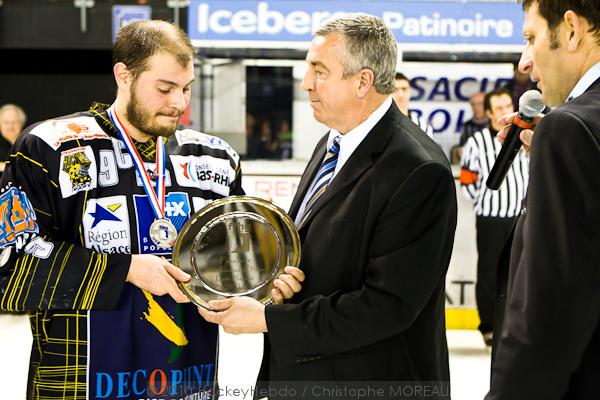 Strasbourg  2 - 4 Rouen