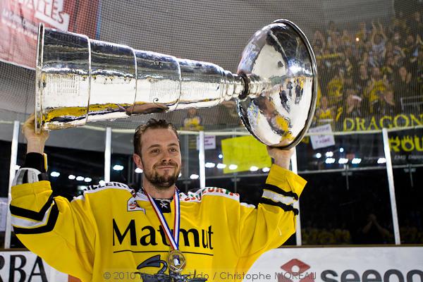 Strasbourg  2 - 4 Rouen