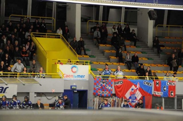 Photo hockey match Caen  - Tours  le 07/10/2008