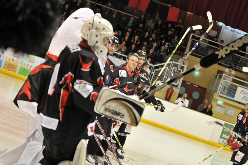 Toulouse-Blagnac 8 - 4 Courbevoie 