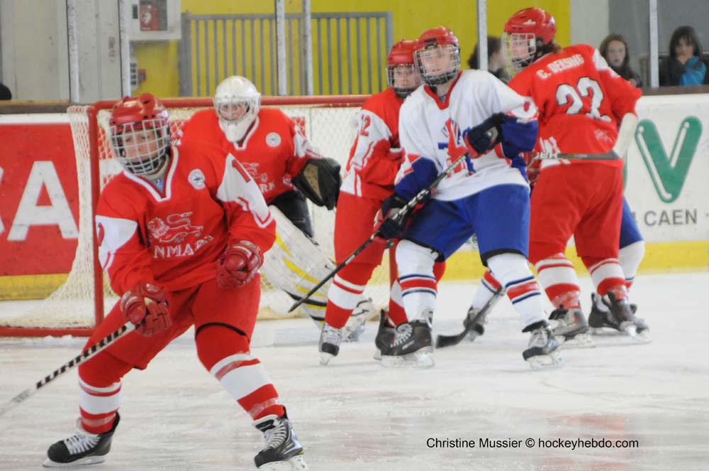 Mondial Féminin : Danemark vs Angleterre — Reportage