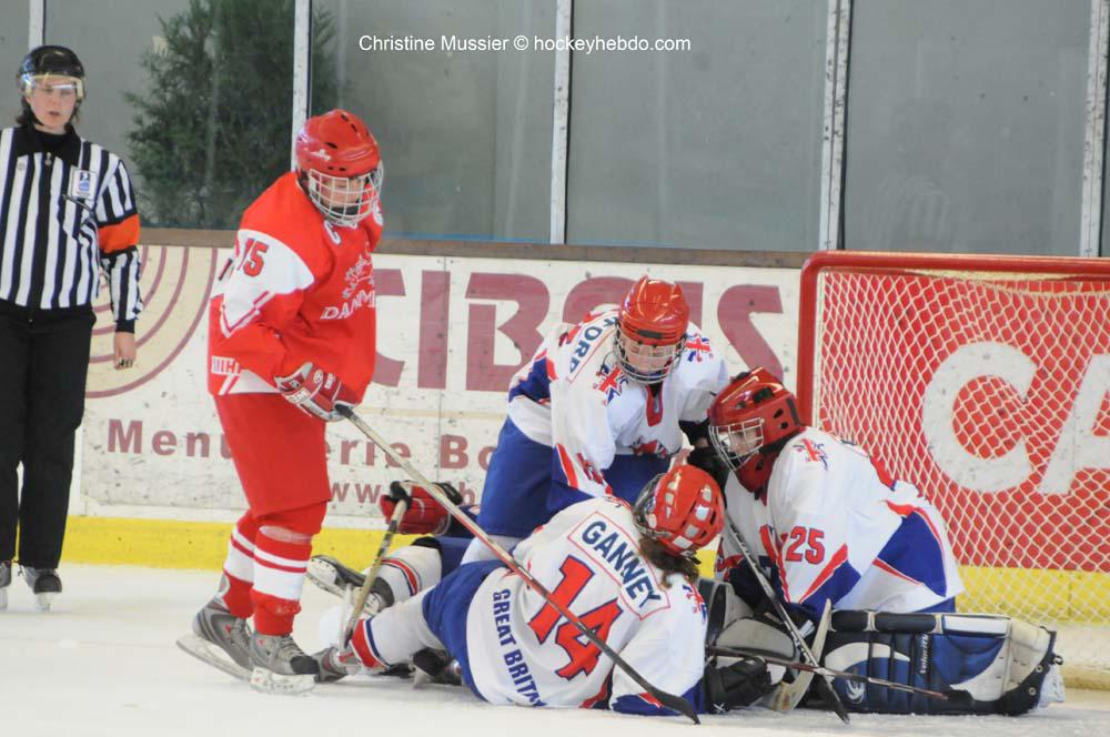 Mondial Féminin : Danemark vs Angleterre — Reportage